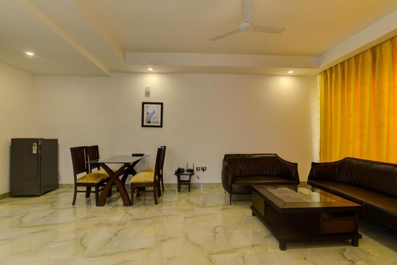 Country Inn Hotels & Resorts Vrindāvan Esterno foto