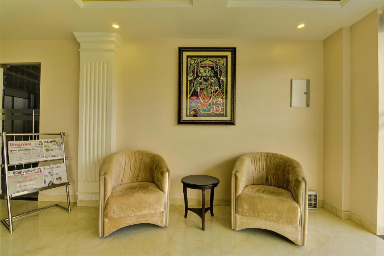 Country Inn Hotels & Resorts Vrindāvan Esterno foto